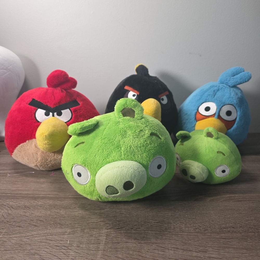 Angry Birds Plush Toy Lot of 5 Red Bomb Blue Bird Bad Piggies Commonwealth 2010